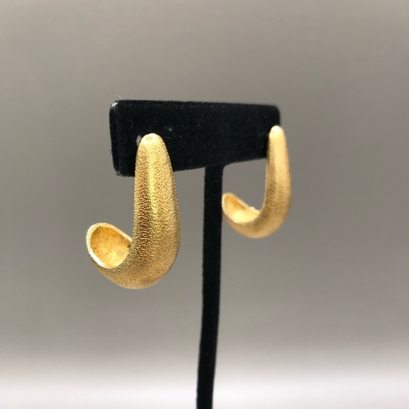 Anne Klein Elegant Gold-Tone Textured Earrings - Picture 3 of 8